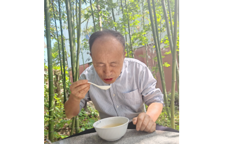 2025 健康飲食趨勢：天然食材成主流，隨州葛根粉走進老年人餐桌