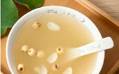 冬日圍爐時(shí)光，一碗野生葛粉撫平滿身燥意